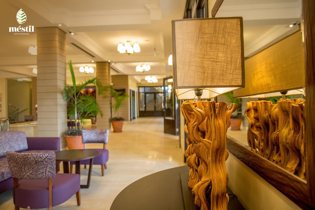 Mestil Hotel & Residences Kampala Luaran gambar