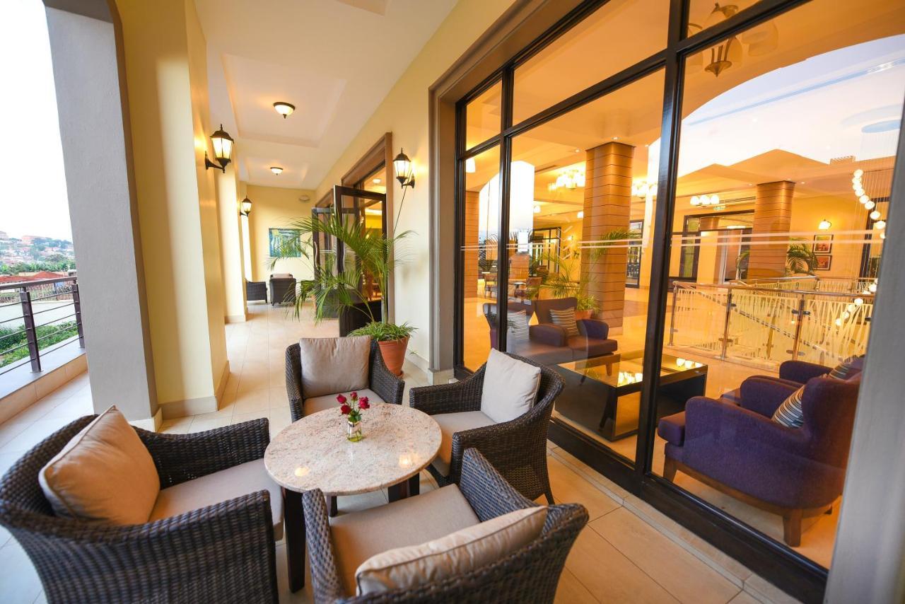 Mestil Hotel & Residences Kampala Luaran gambar