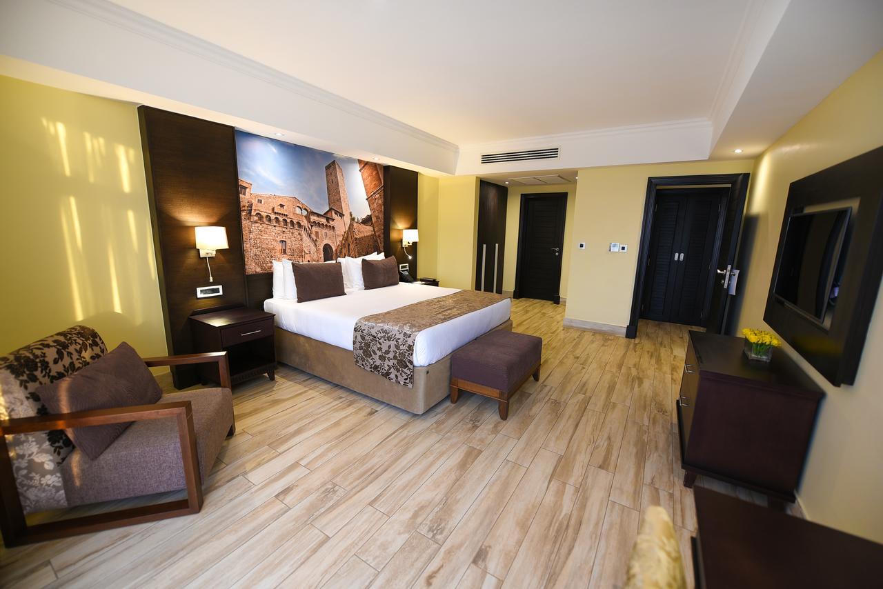 Mestil Hotel & Residences Kampala Luaran gambar