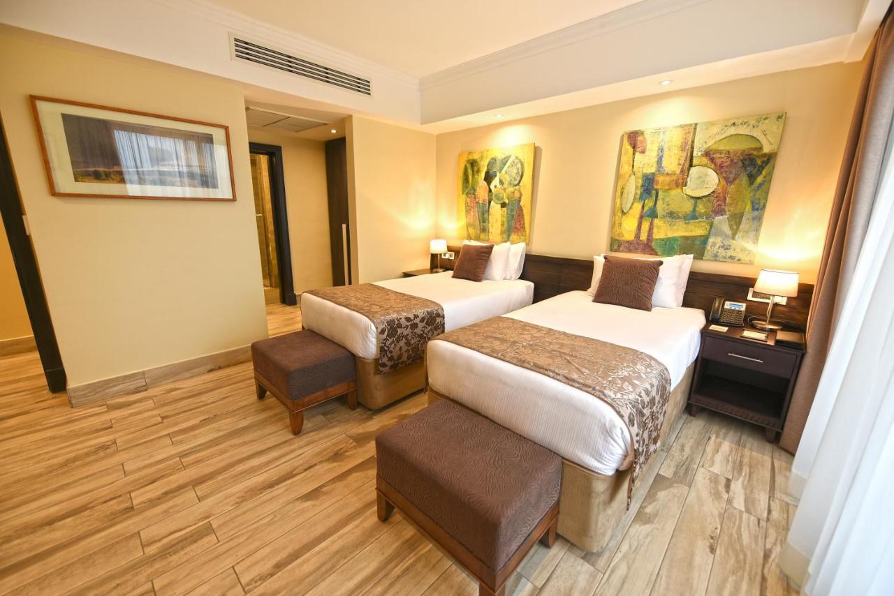 Mestil Hotel & Residences Kampala Luaran gambar