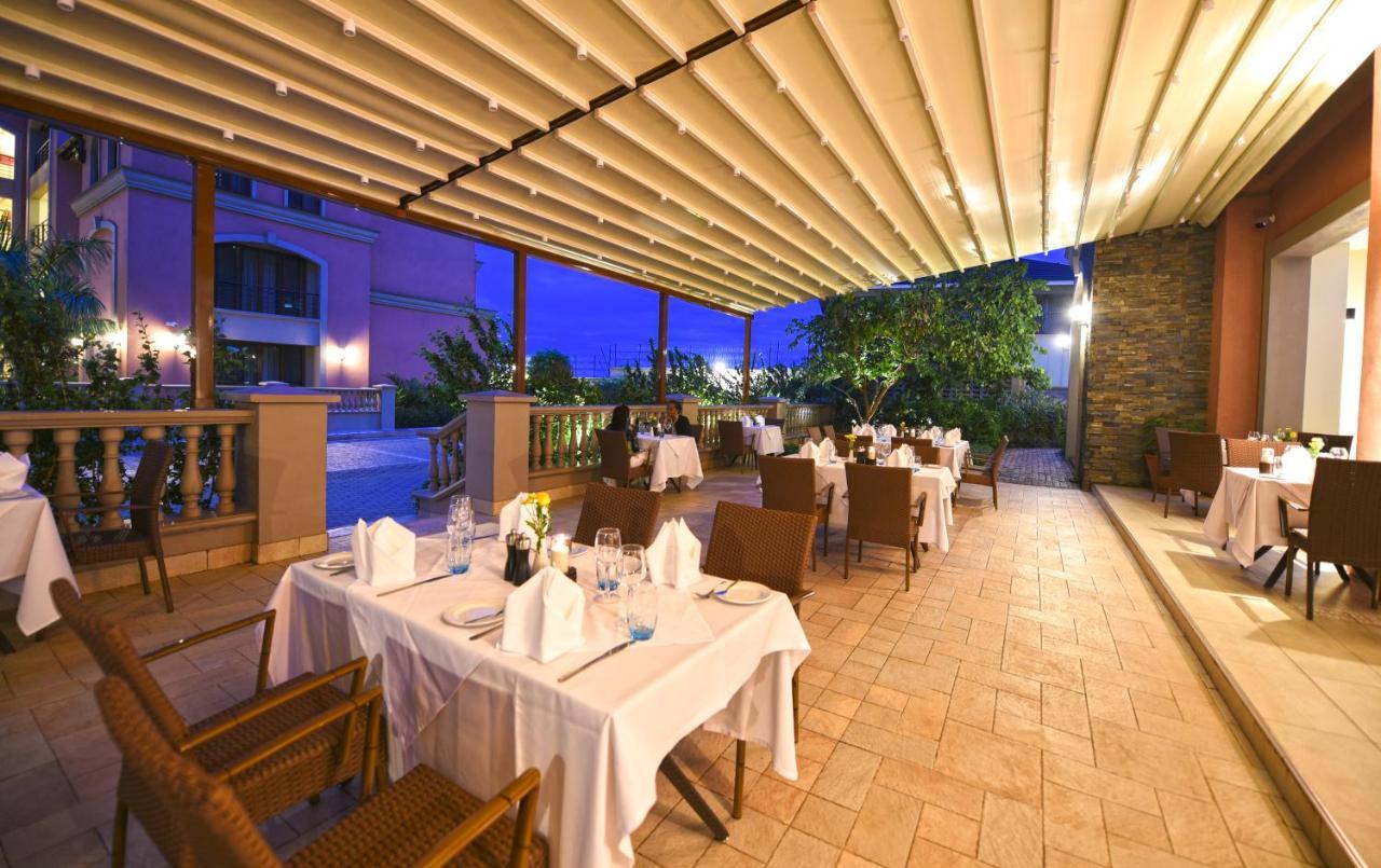 Mestil Hotel & Residences Kampala Luaran gambar