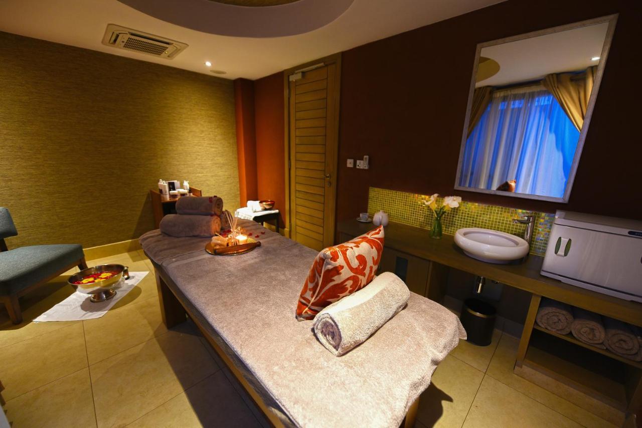 Mestil Hotel & Residences Kampala Luaran gambar